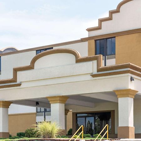 Days Inn By Wyndham Hagerstown I-70 Exterior foto